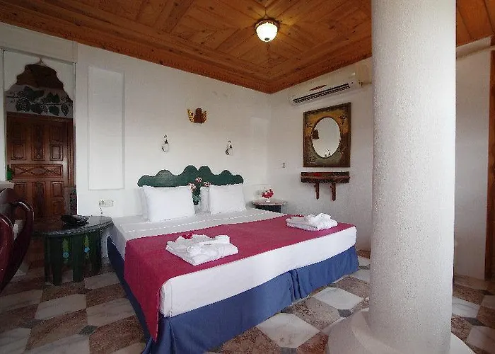 Rezort Perili Bay Emecik