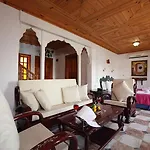 Resort Perili Bay